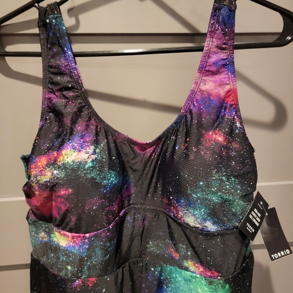 TORRID Wireless Long Length Scoop Dress Swimsuit Size 1 - Picture 6 of 16